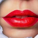 Lipstick verwijderen uit kleding